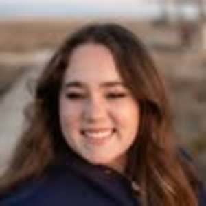 Meet your Posher, Cami